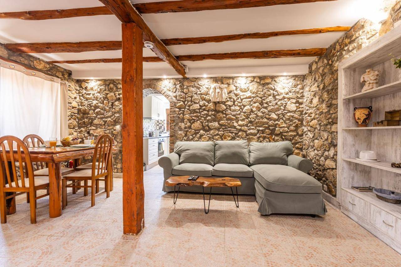 Holiday Home in Μωραΐτικα, Κέρκυρα