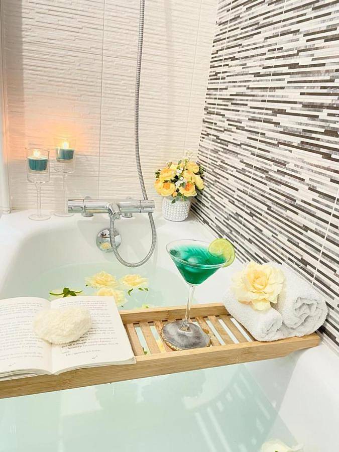 Appartement entier, Two-Bedroom Apartment in Vitry-sur-Seine, Val-de-Marne