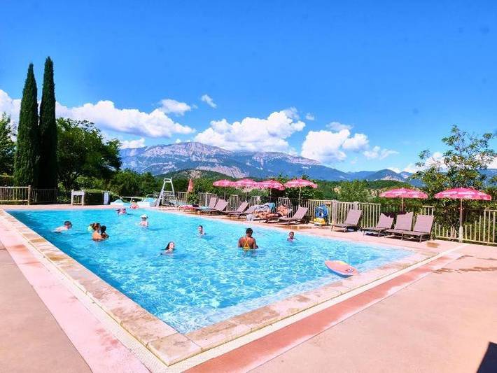 Camping pour 5 personnes, avec Piscine