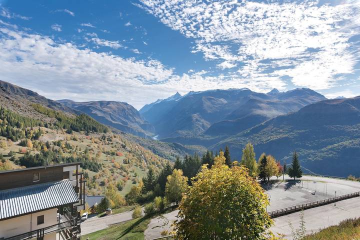 Estudio entero, Estudio 'Pathabac' con vistas a la montaña y balcón in Auris, Parque Nacional de los Ecrins