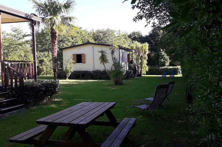 Gîte pour 4 personnes, avec jardin à Santa-Lucia-di-Moriani - 3