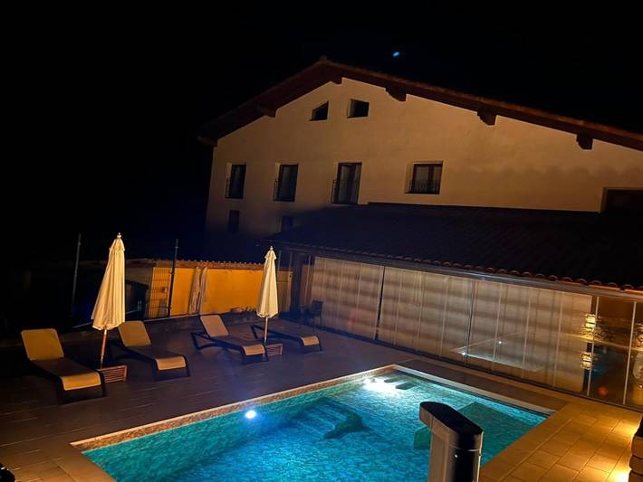 Casa rural para 2 personas, con Terraza y Jardín además de Piscina y Vistas en Guipúzcoa - 4