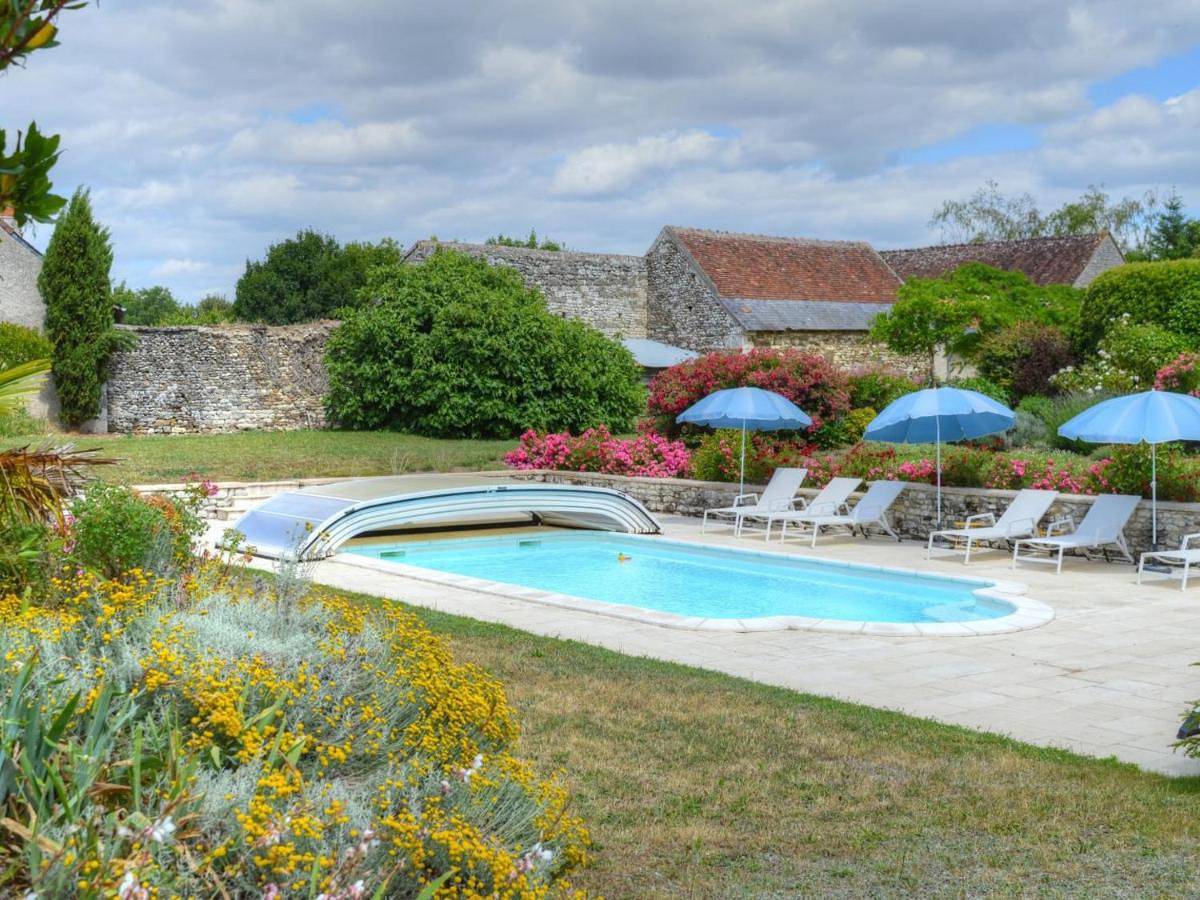 Gîte de charme avec piscine couverte entre Châteaux de la Loire et Futuroscope - Fr-1-381-520 in Draché, Région de Loches
