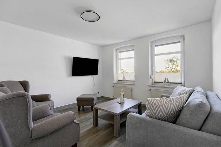 Ganze Wohnung, Ferienwohnung 'Schöne 47' mit Gemeinschaftsgarten und WLAN in Weddingstedt, Heide und Umgebung