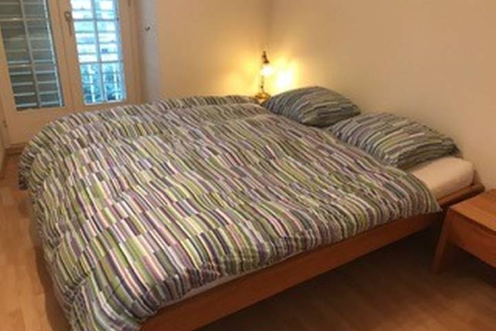 Ganze Ferienwohnung, St. Gallerhof Apartment - 2-Zimmerwohnung mit 3 Balkonen in Pfäfers Bad, Bad Ragaz