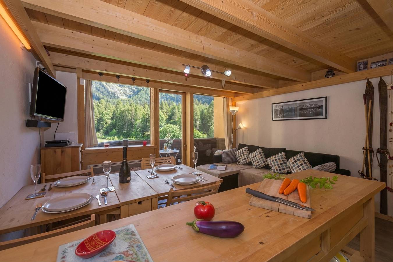 Vacation Rental for 6 Guests in Les Grandes Montets, Chamonix-Mont-Blanc