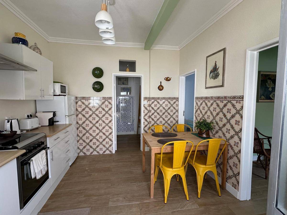 Rose's Cottage Foz in Foz do Arelho, Leiria distrito