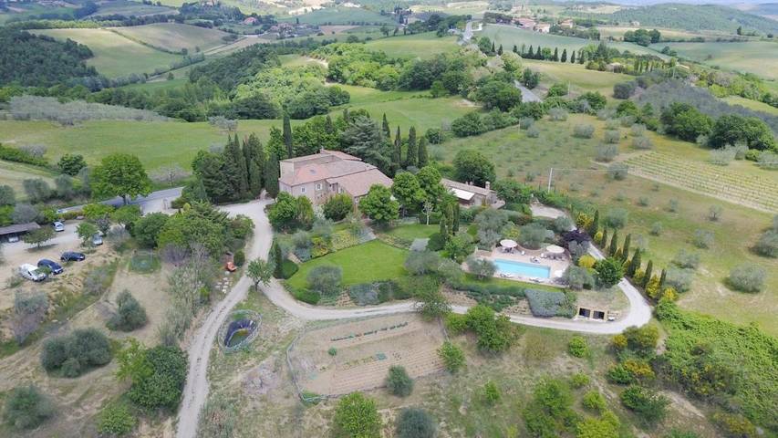 Chambre pour 2 personnes, avec Terrasse ainsi que Jardin et Piscine à Pienza - 4