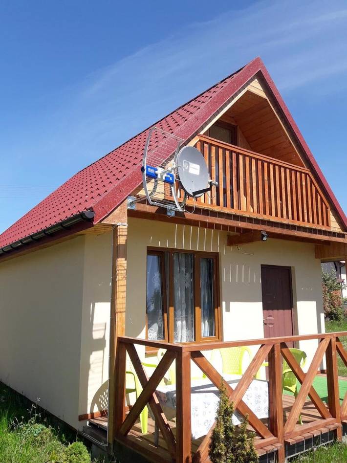 Ferienhaus für 5 Personen, mit Balkon und Terrasse sowie Garten und Seeblick