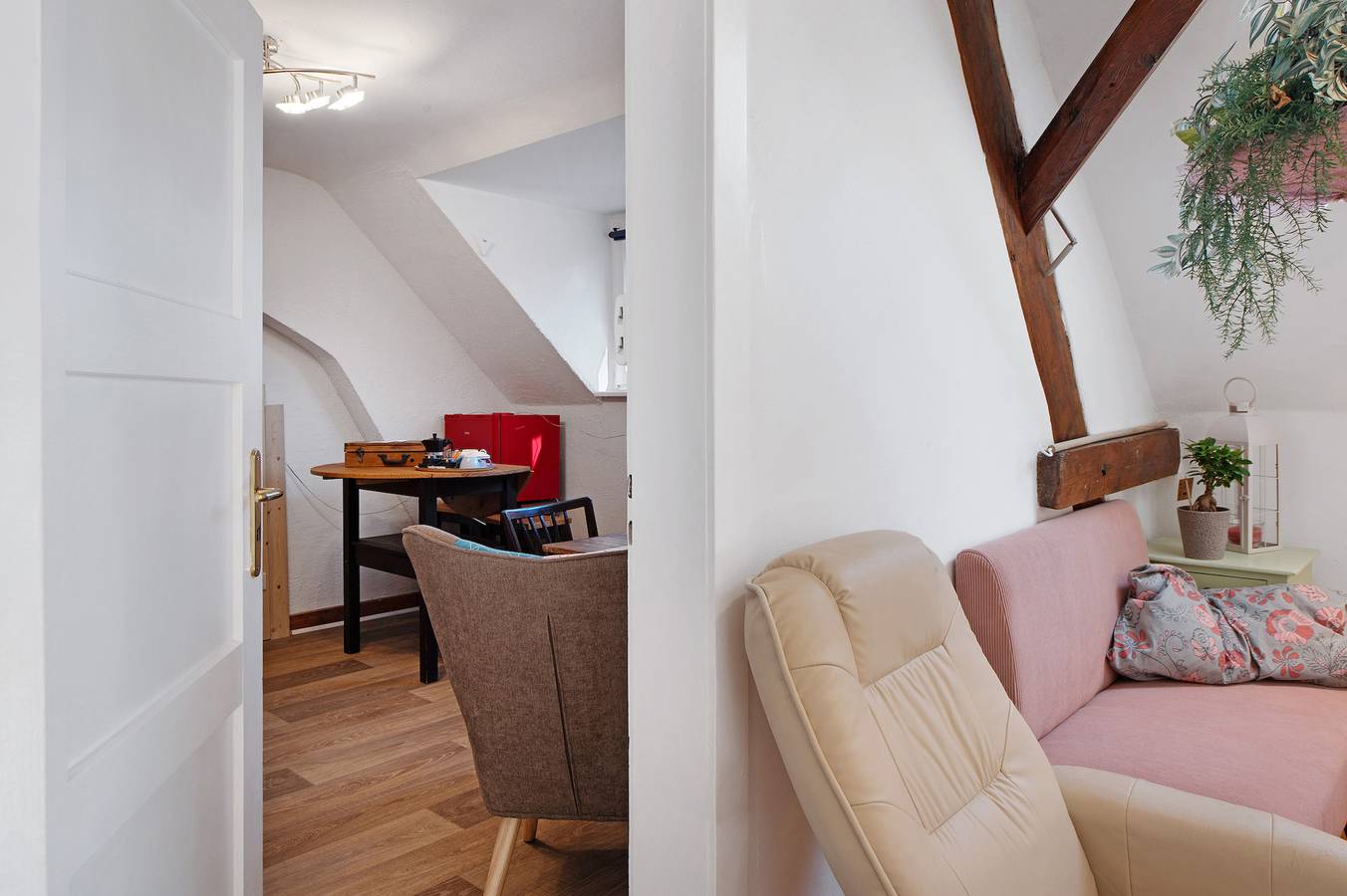 Ganze Wohnung, Ferienwohnung 'Nähe Schweiz 2' mit Wi-Fi in Kandern, Südschwarzwald