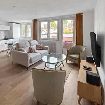 Gîte pour 6 personnes, avec balcon à Loos