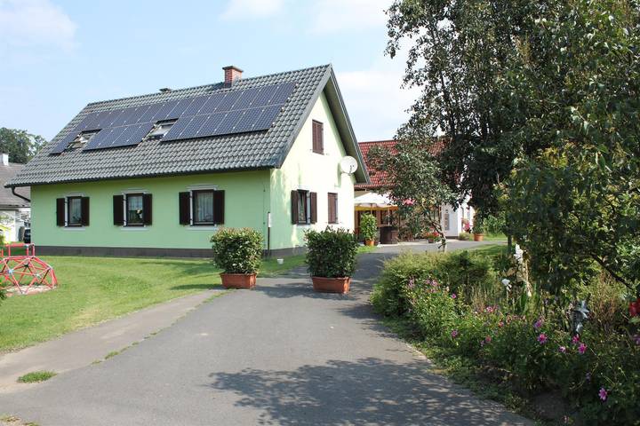 Ferienhaus für 6 Personen, mit Garten in der Oststeiermark