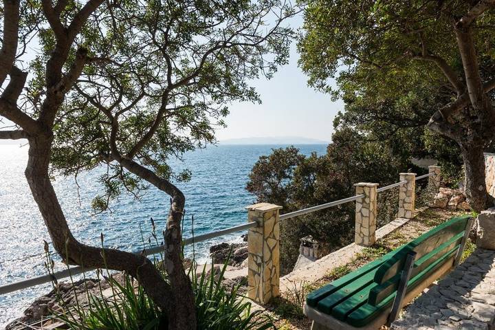 Holiday home for 7 people, with ocean view in Croatia