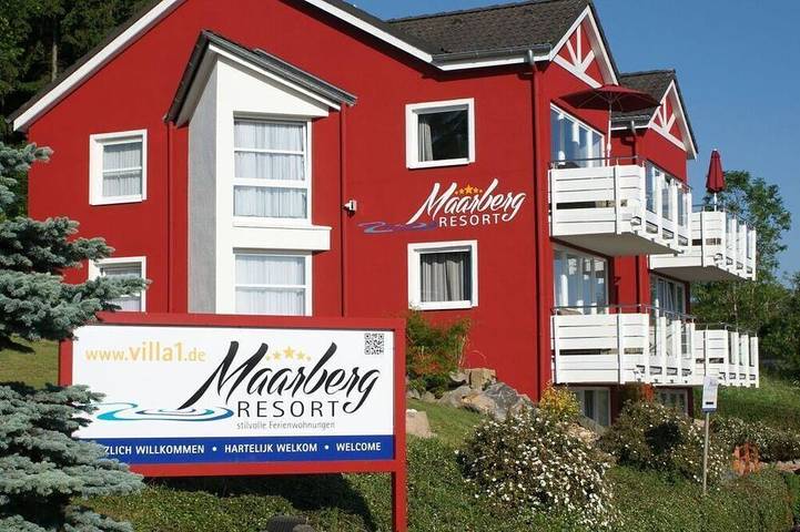 Ferienhaus für 4 Personen, mit Balkon und Sauna sowie Whirlpool