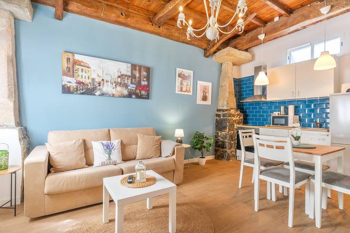 Appartement entier, Appartement « La Casona De Carcedo 1 » sous un hórreo asturien in Soto del Barco, Côte Cantabrique