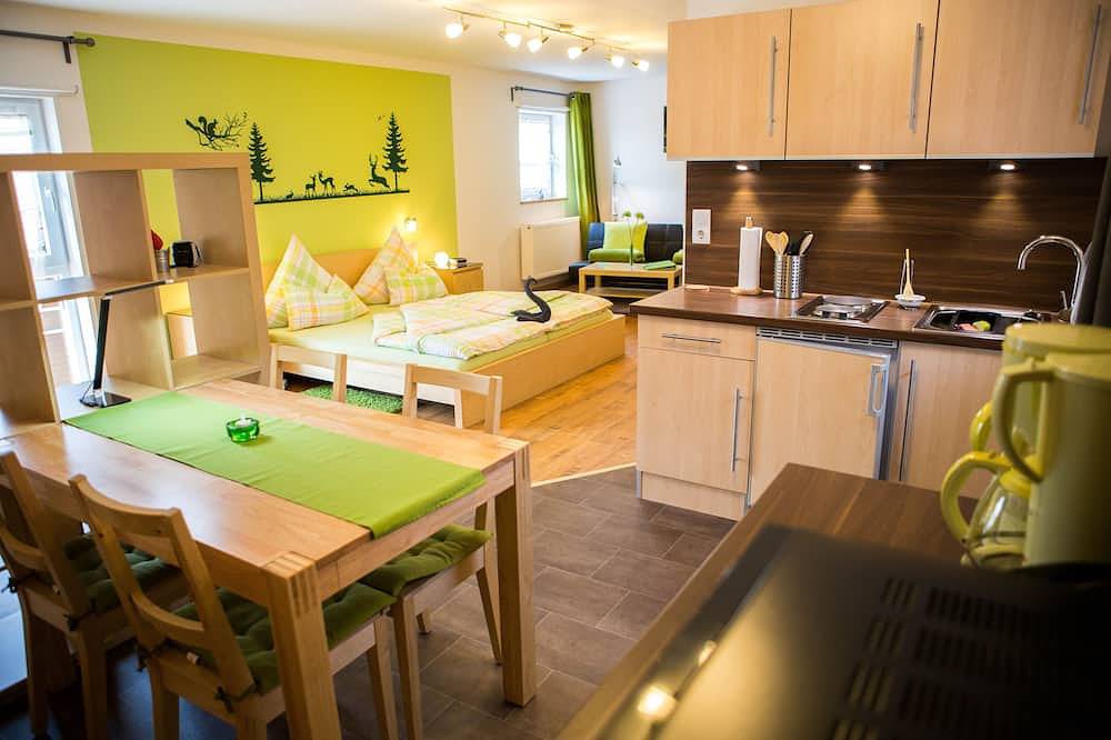 Ganze Wohnung, Waldzimmer - Liebevoll ausgestattetes Apartment in der Nähe Musikhaus Thomann in Burgebrach, Steigerwald