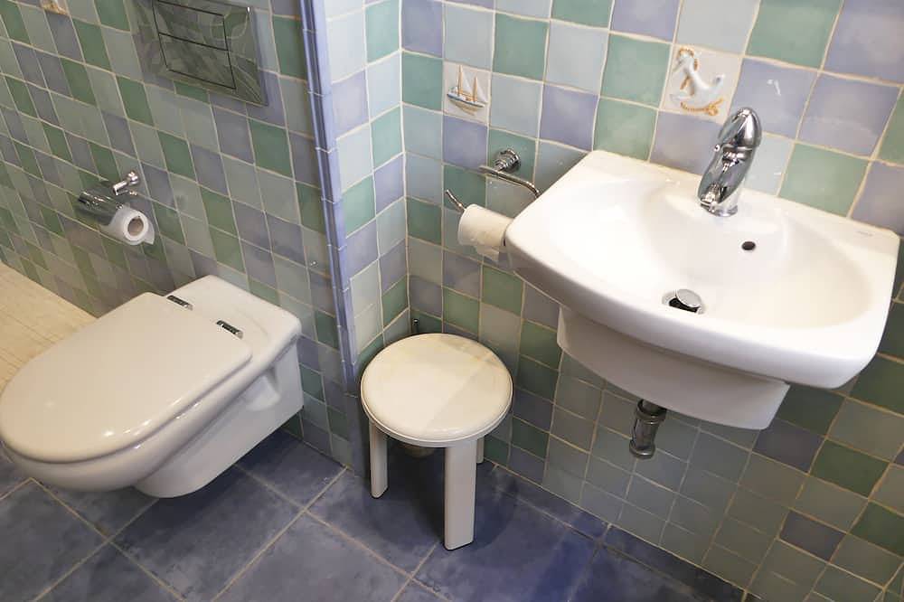 Villa Mon Repos Con Piscina Y A/A in Colera, Alt Empordà