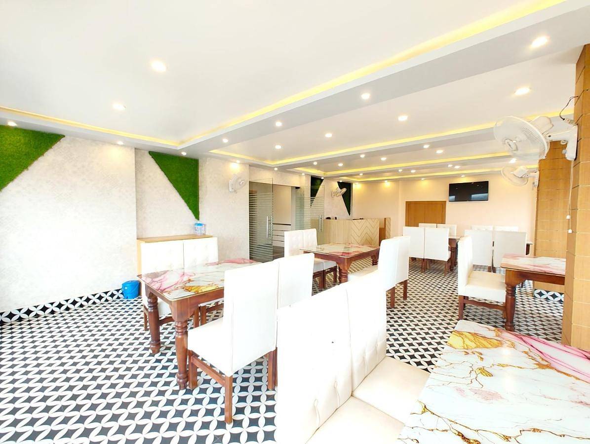Puri Sea Beach Hotel Shree Gajanana - All Room Fully Furnished with Lift-Restaurant-wifi-Parking Facilities - Best Luxury Hotel - Official Verified in Odisha