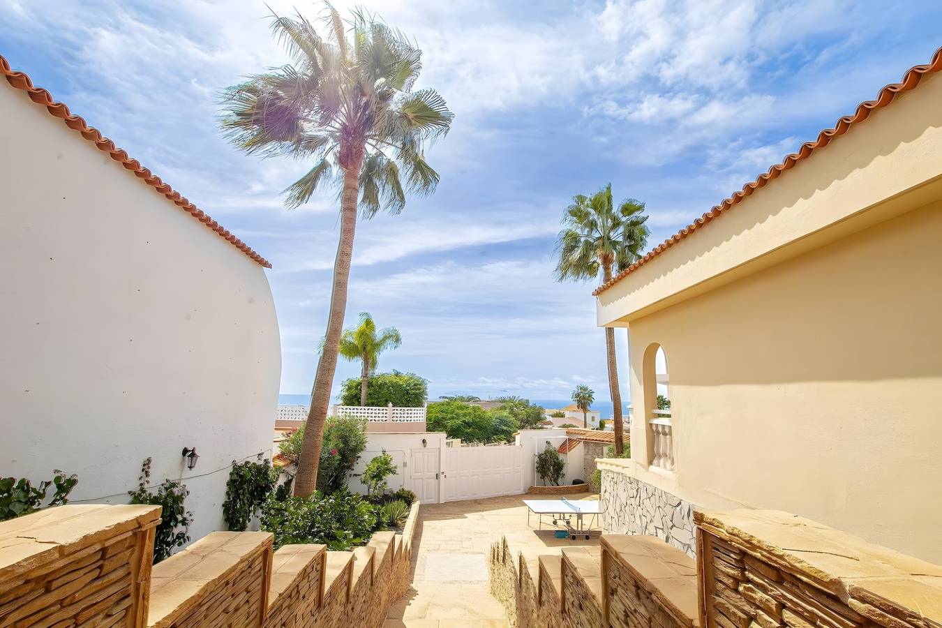 Villa Vacacional 'Spacious Victoria Heated Pool' con Vistas al Mar, Wi-Fi y Aire Acondicionado in Callao Salvaje, Adeje