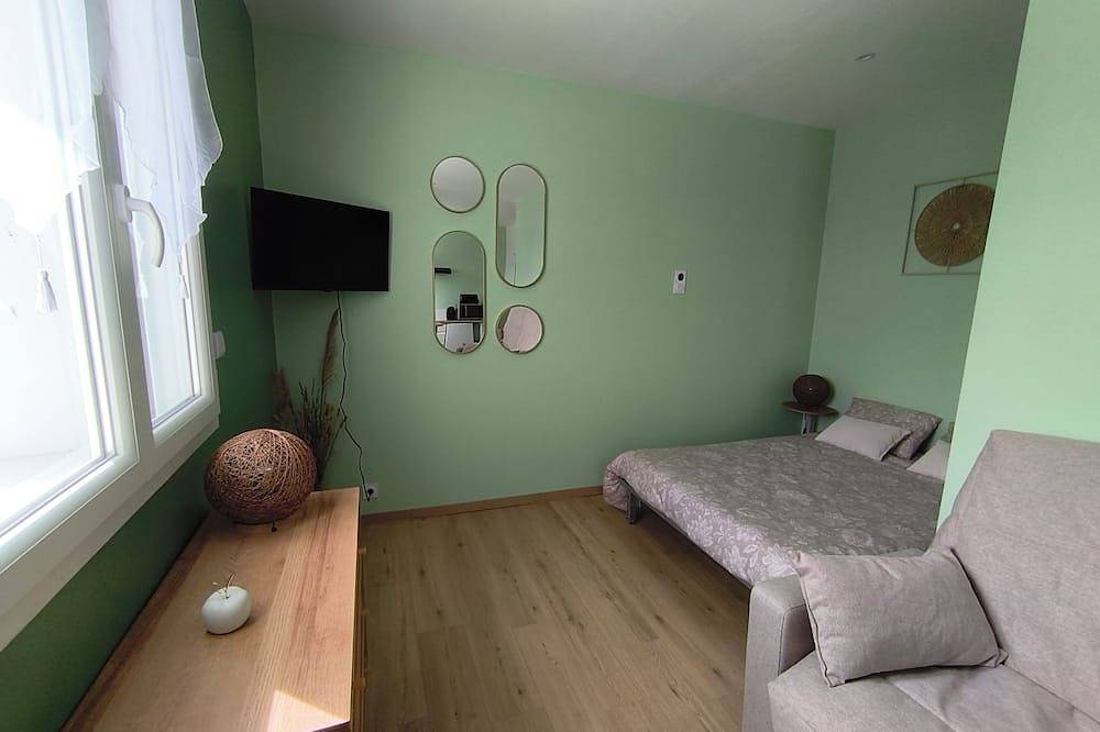 Appartement entier, Studio Jade, neuf, proche Royan&plages-Calme&tout équipé in Breuillet, Côte de Beauté