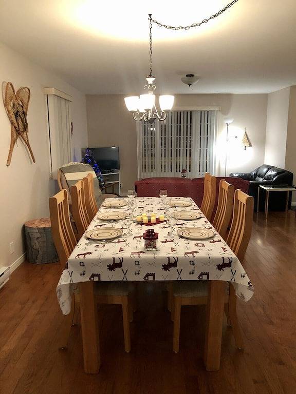 Bienvenue au Chalet de Claude .. in Saguenay–Lac-Saint-Jean