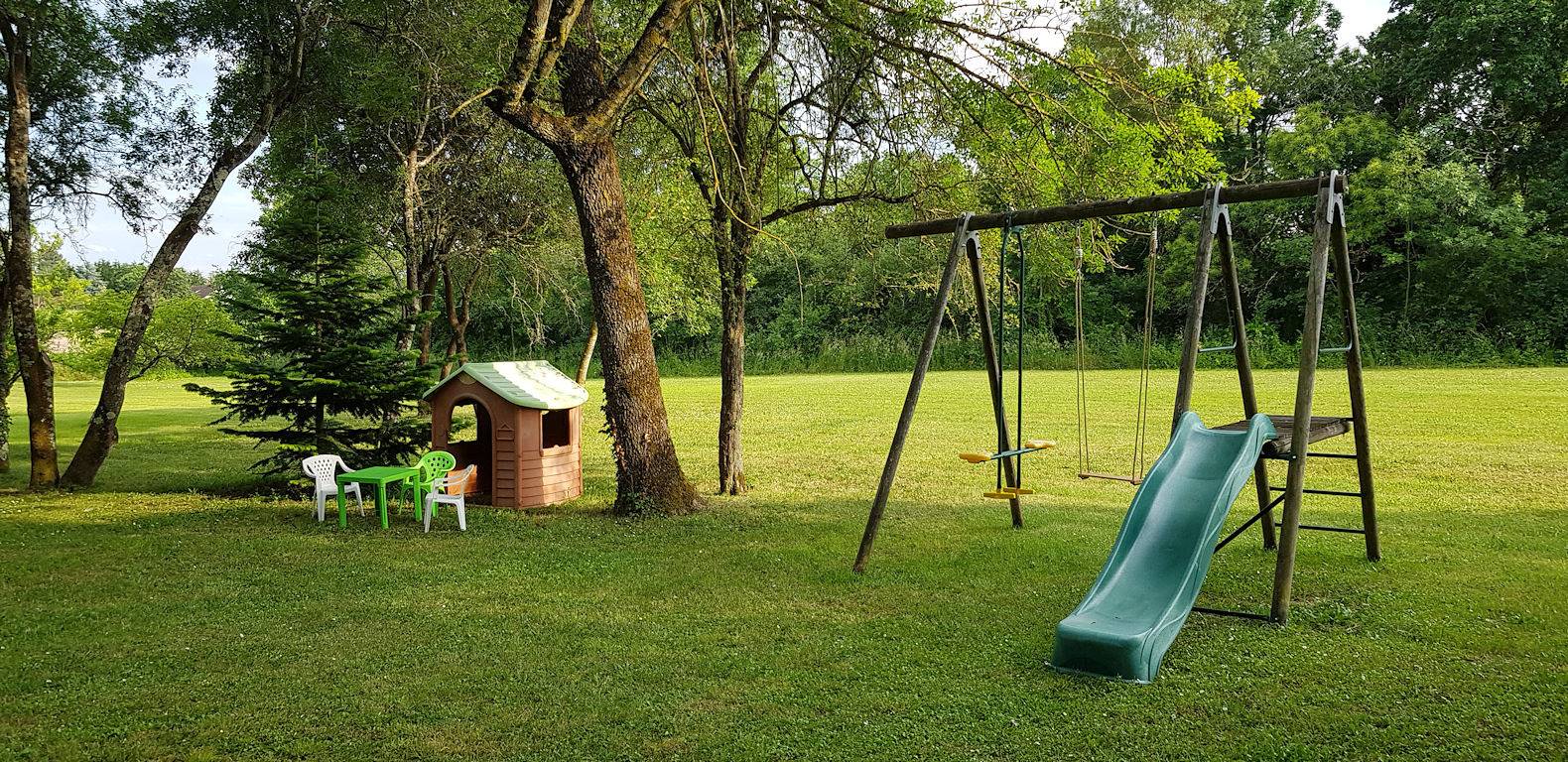Gîte "A l'ombre du Saule", proche Zoo de Beauval et Châteaux in Selles-sur-Cher, Région de Romorantin-Lanthenay