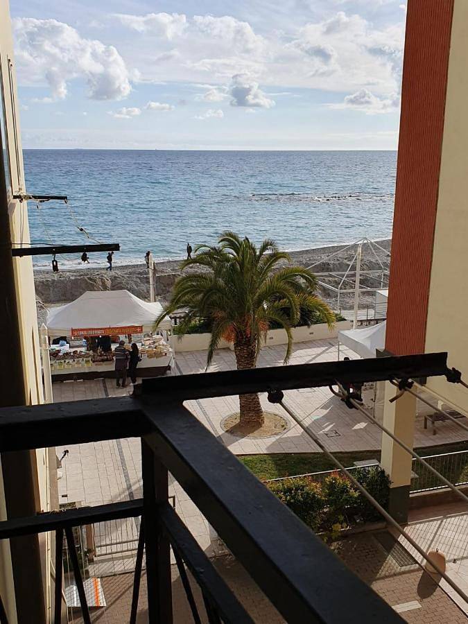 Gîte pour 6 personnes, avec balcon, animaux acceptés à Borghetto Santo Spirito - 3