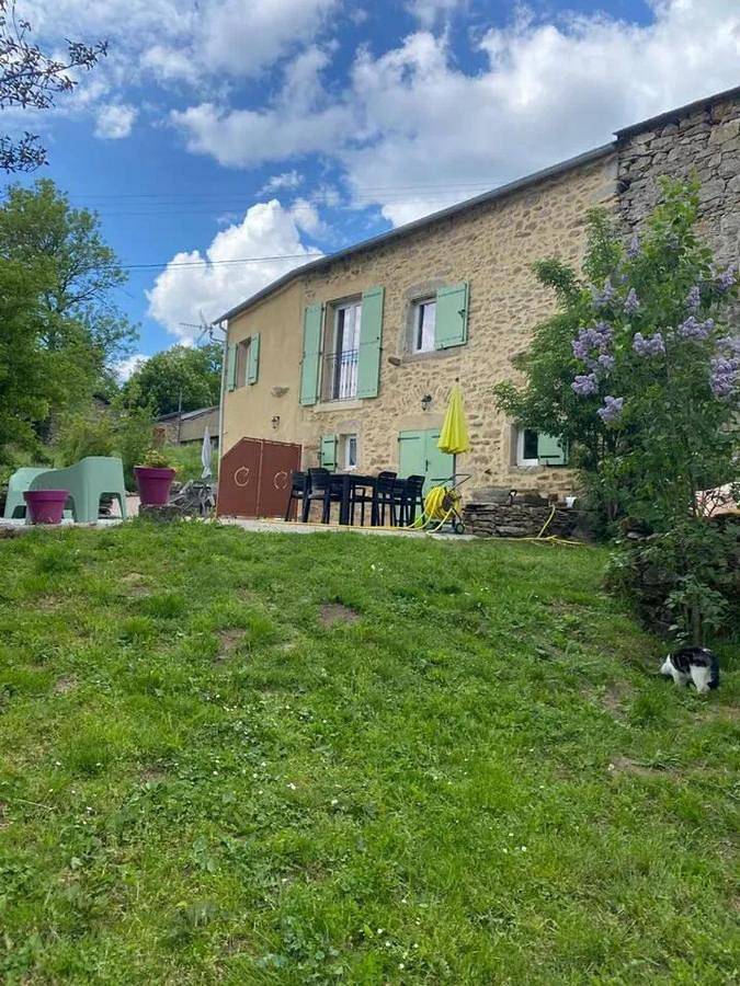 Gîte pour 3 personnes à Le Soulié