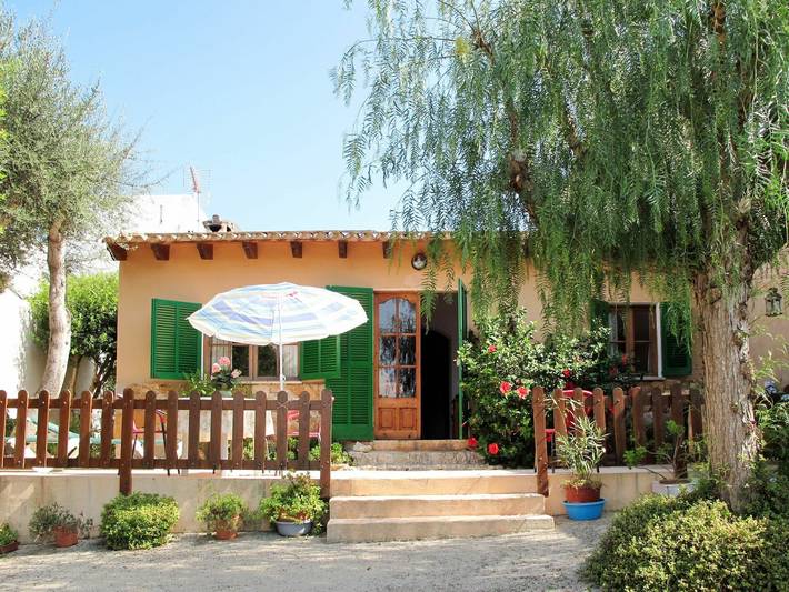 Ferienhaus für 5 Personen, mit Terrasse und Garten in Santanyí