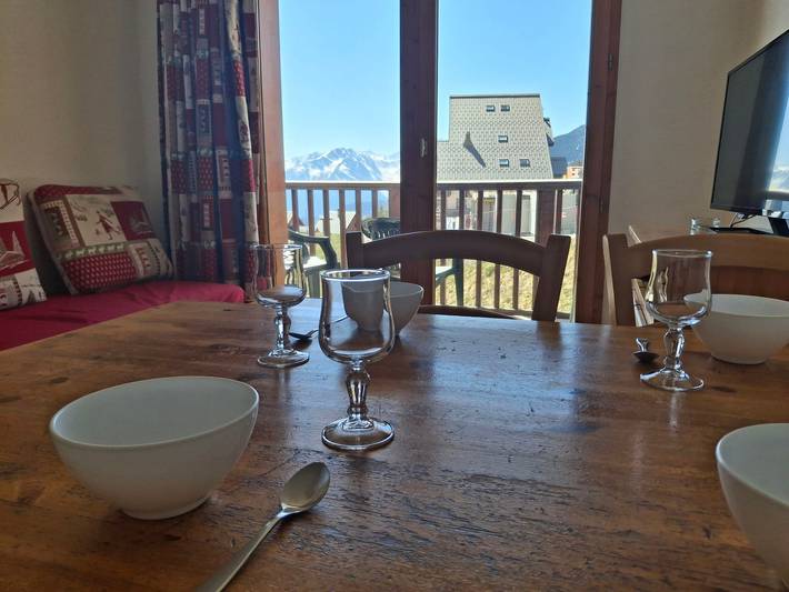 Gîte pour 6 personnes, avec balcon à Montgellafrey - 3