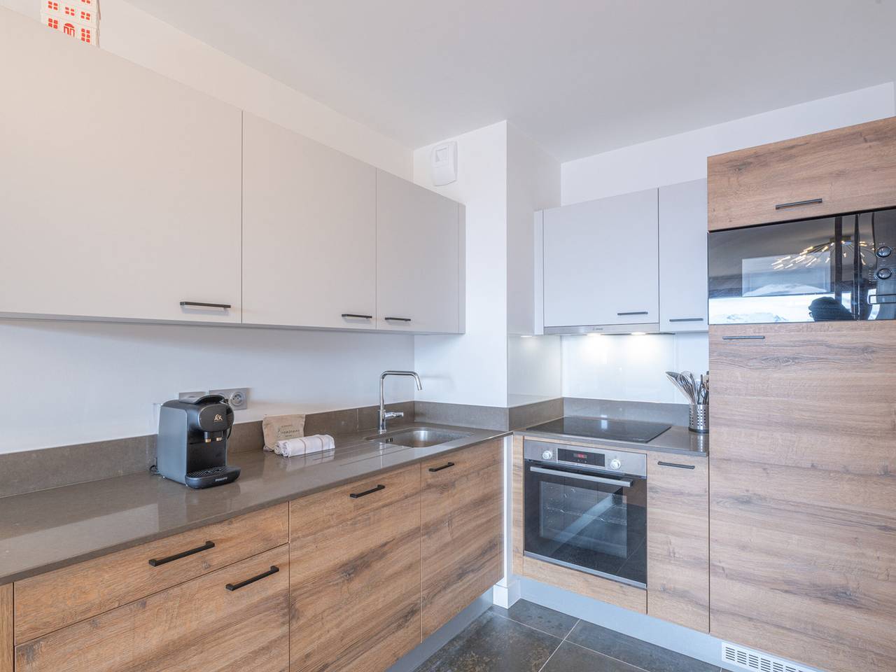 Appartement entier, Bel appartement neuf 8 pers, proche pistes, parking inclus in Huez, Parc national des Écrins