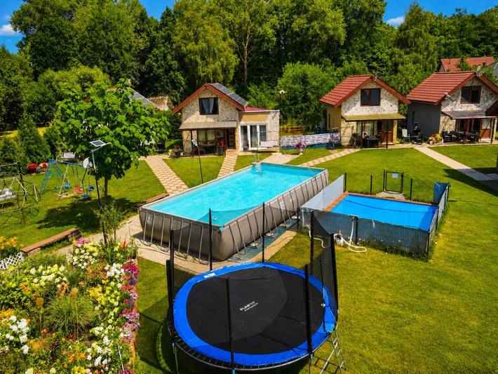 Ferienhaus für 8 Personen, mit Pool in Ostseeküste Polen