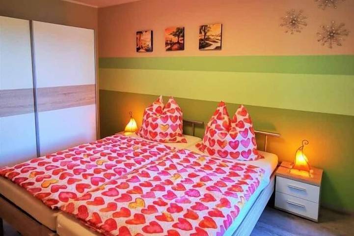 Ferienwohnung für 2 Personen, mit Balkon in Traunreut - 2