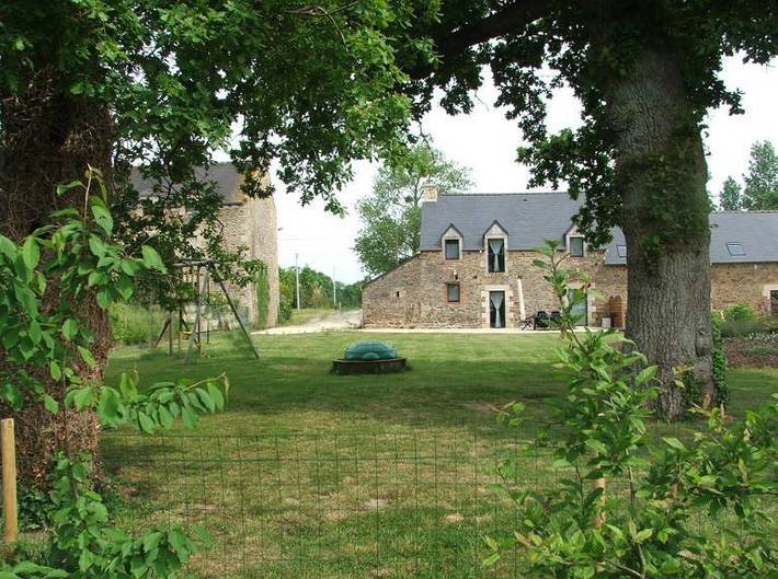 Gîte pour 6 personnes, avec jardin et vue, animaux acceptés