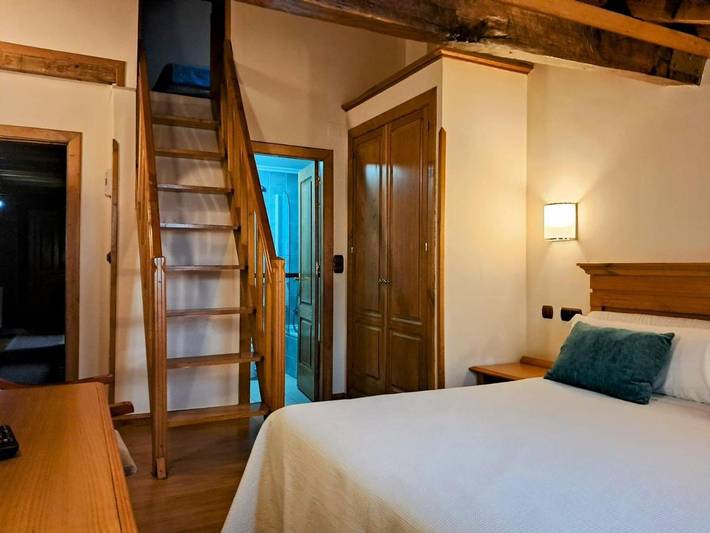 Hôtel pour 2 personnes, avec vue et balcon, adapté aux familles à Reinosa - 2