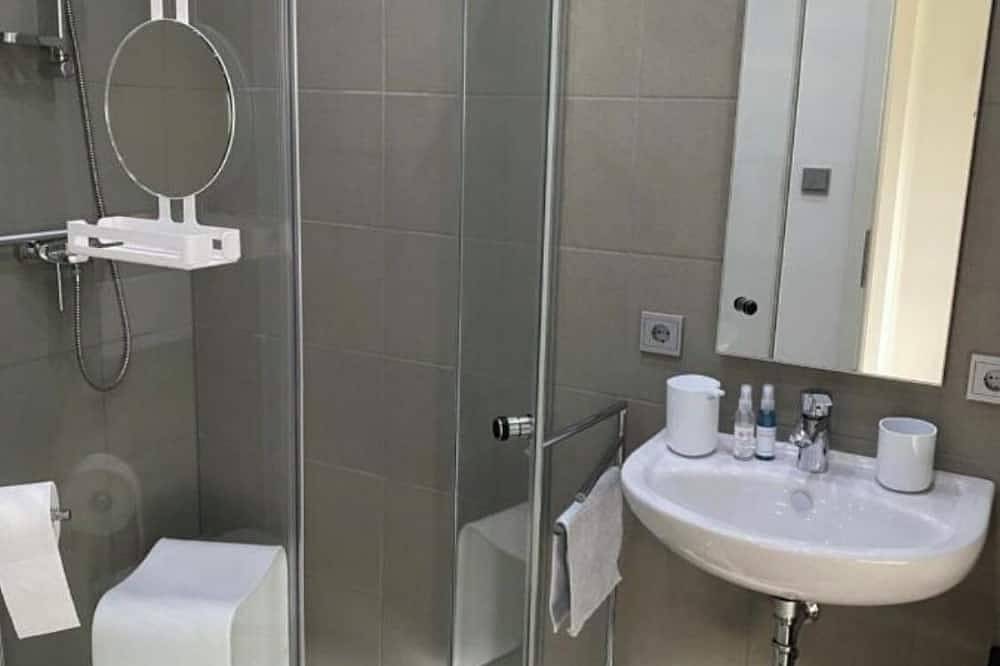 Ganze Wohnung, Exclusives Studio - Serviced Apartment in Winnweiler, Pfälzer Bergland