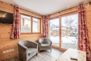 Gîte pour 8 Personnes dans Lanslevillard, Parc National de la Vanoise, Photo 2