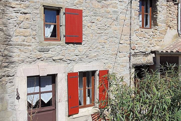 Gîte pour 4 personnes, avec terrasse, animaux acceptés à Aigues-Vives (Hérault)