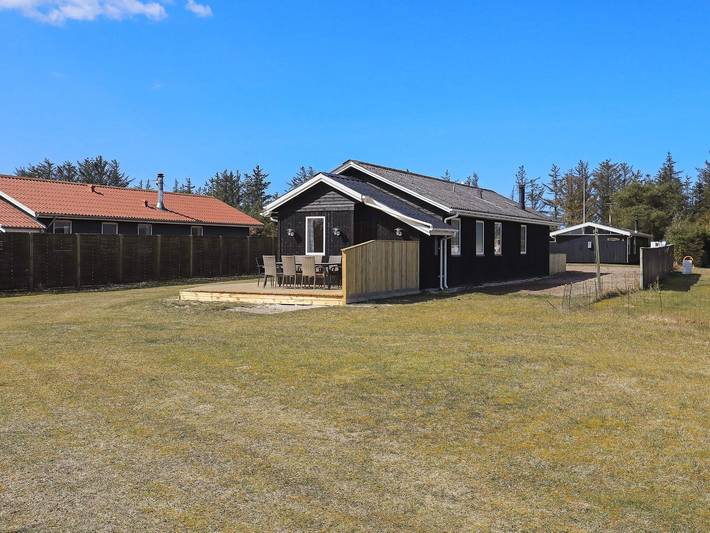 Ferienhaus für 6 Personen, mit Garten und Terrasse, kinderfreundlich in Løkken