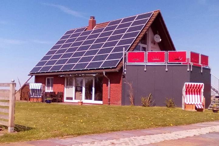 Ferienwohnung für 4 Personen, mit Balkon und Garten sowie Sauna in Altharlingersiel