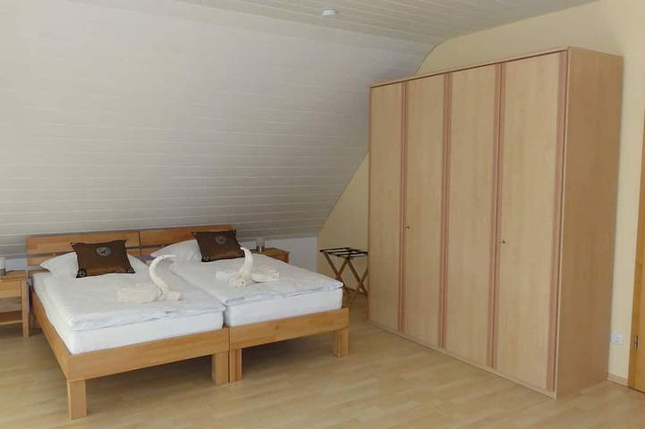 Gîte pour 6 personnes, avec balcon à Trèves - 3