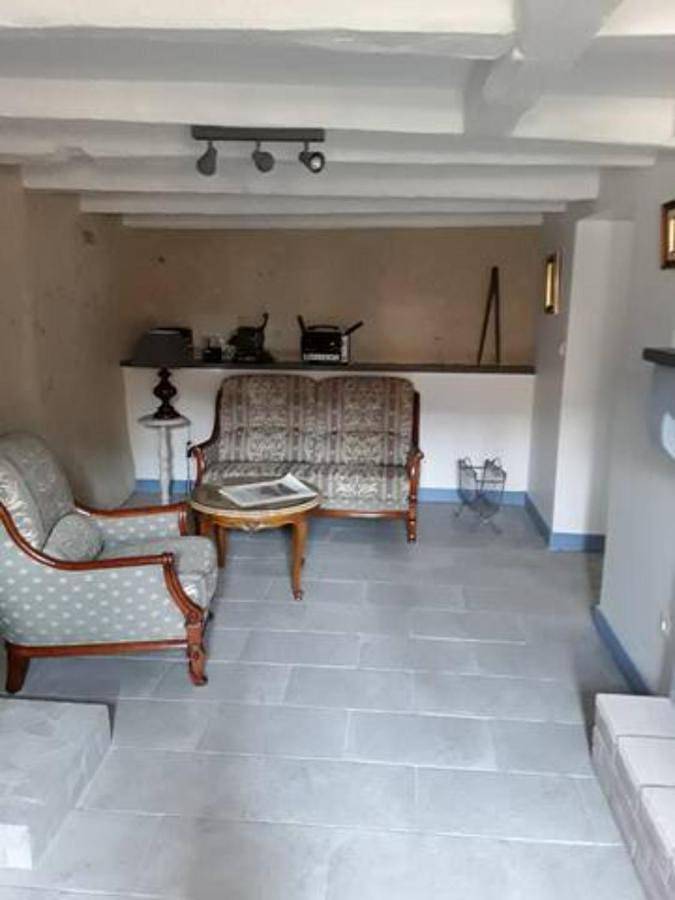 Location de vacances pour 5 personnes, avec jardin à Queaux - 3