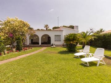 Ferienhaus für 12 Personen, mit Terrasse und Garten sowie Sauna in Cambrils