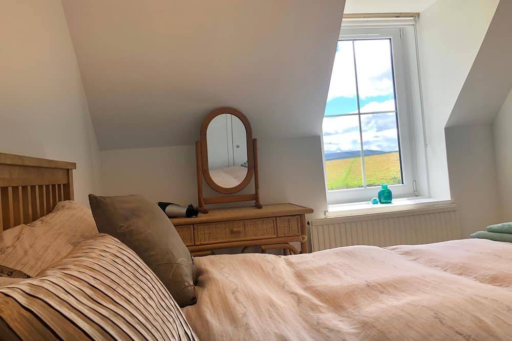 Stunning Highland retreat in peaceful glen near Dornoch in Highlands