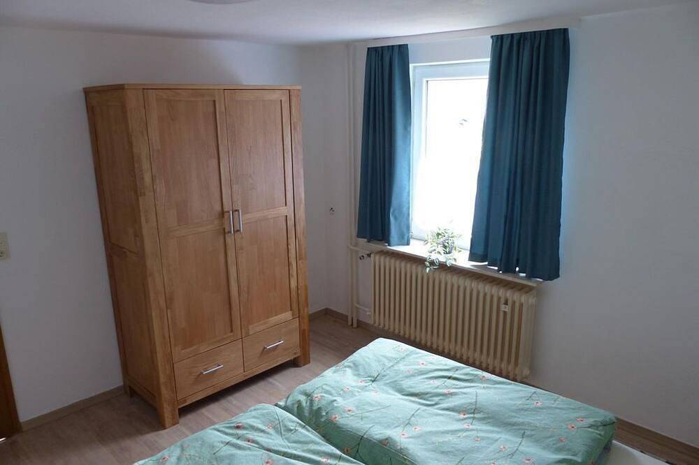 Ganze Wohnung, Ferienwohnung Metzler - Appartement/Fewo, Bad, Wc in Poppenhausen, Rhön-Hessen