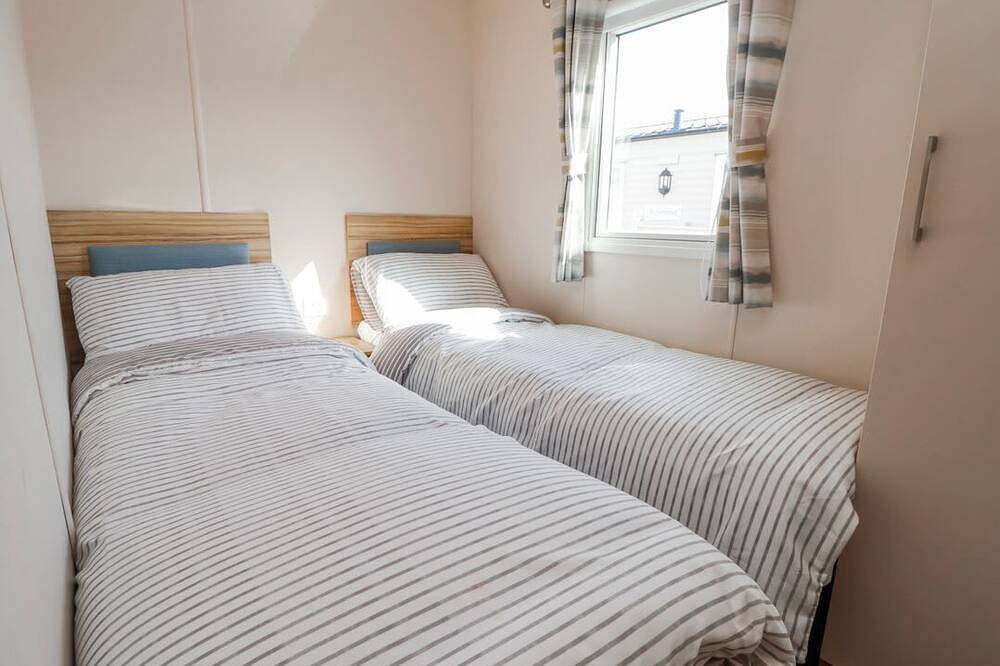 236, Towyn - A Cozy Retreat in Towyn, Conwy region