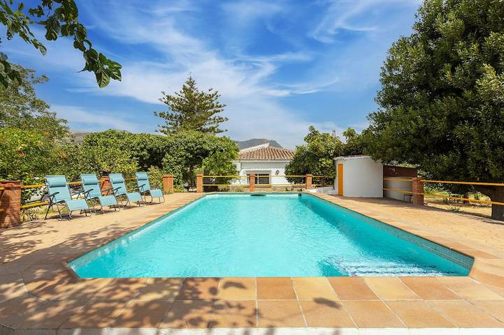 Hütte für 7 Personen, mit Garten und Terrasse, mit Haustier in Álora