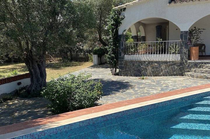 Maison de vacances pour 6 personnes, avec Jardin dans El Mas Boscá