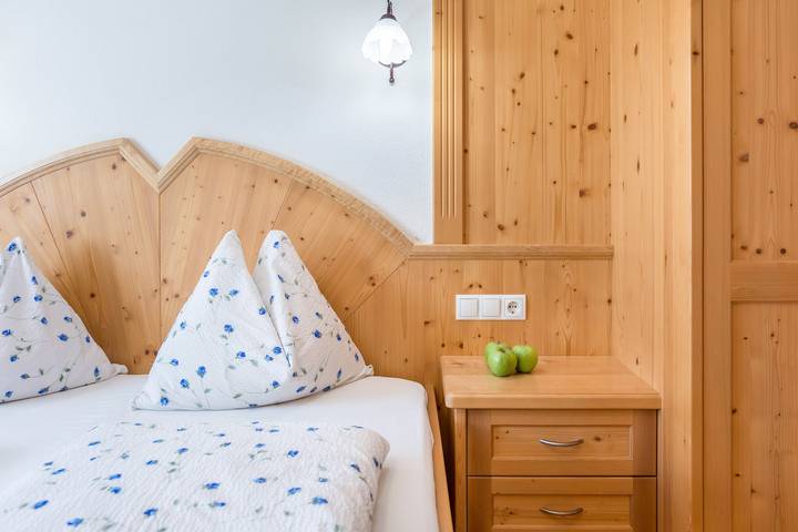 Ganze Wohnung, Ferienwohnung Ciasa Raut App Sosi mit Bergblick, Garten und Wlan in Wengen (Italien), Dolomiti Superski