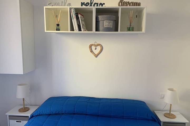 Appartamento intero, ~ La Pavoncella ~ Peaceful haven only 30 meters from the beach in Pirotto Li Frati, Badesi